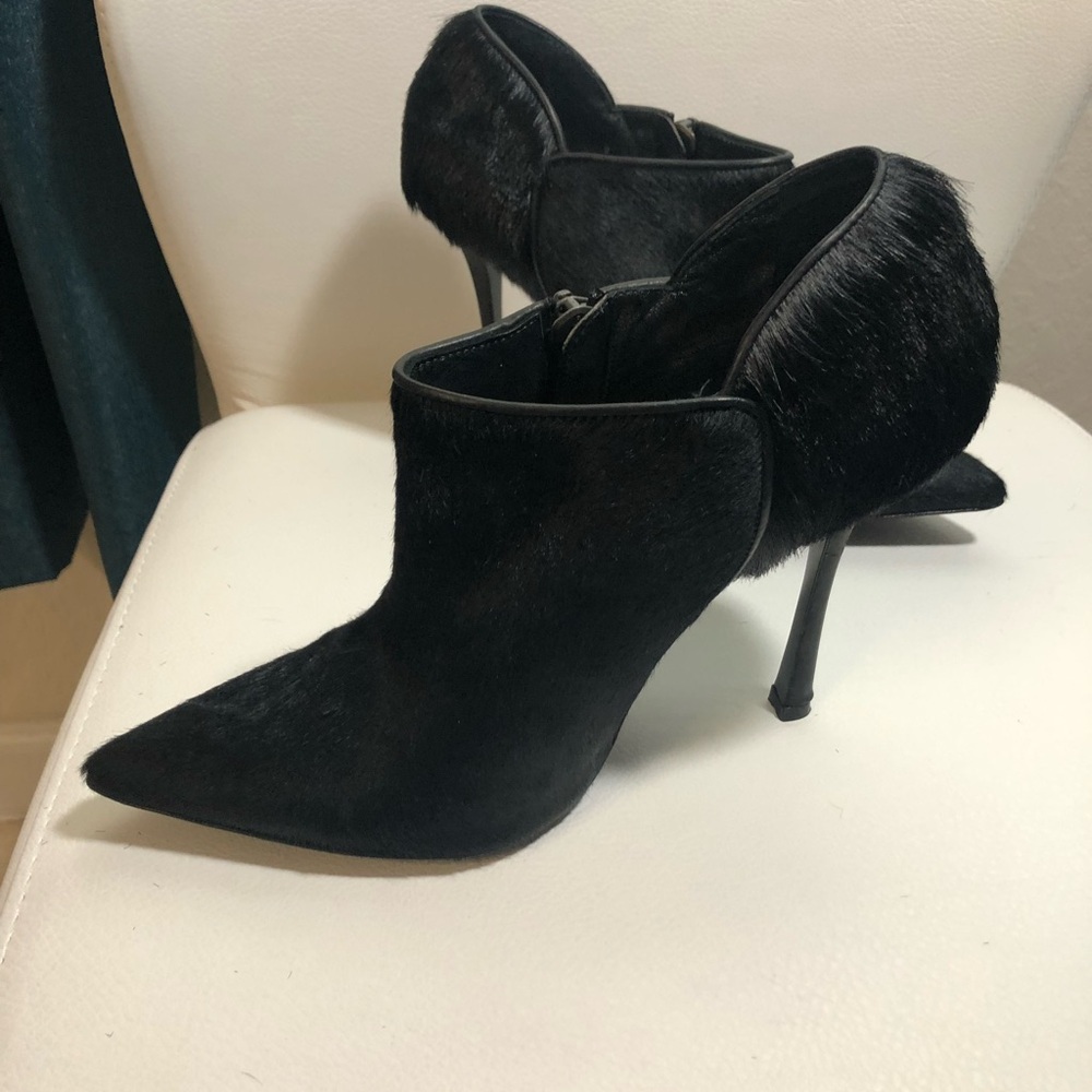 EDMUNDO CASTILLO Booties size 8 US